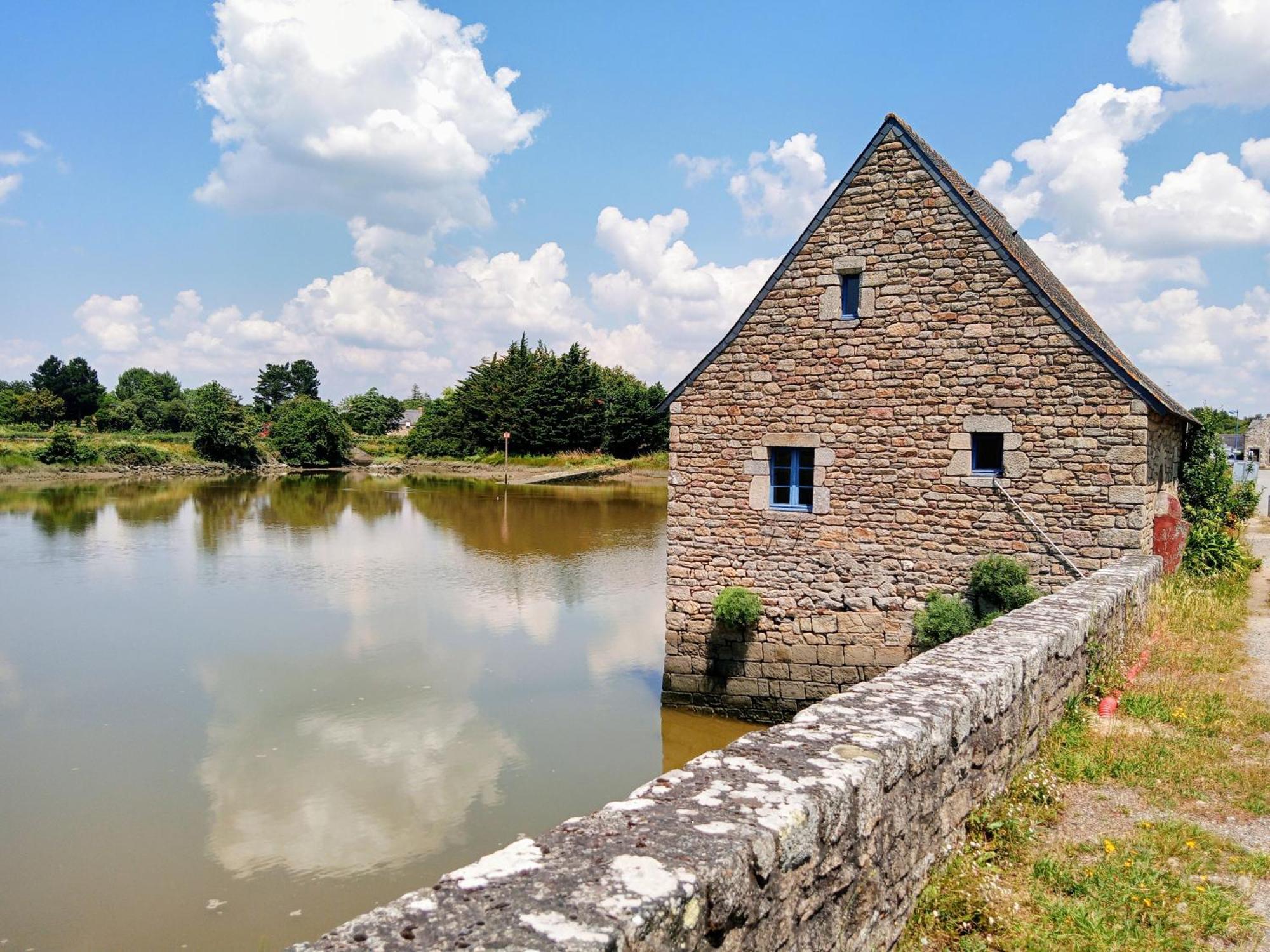 L Ideal 10 Mn Vannes Linge De Lit, Serviettes Inclus Wifi Parking Gratuit Noyalo Exterior foto
